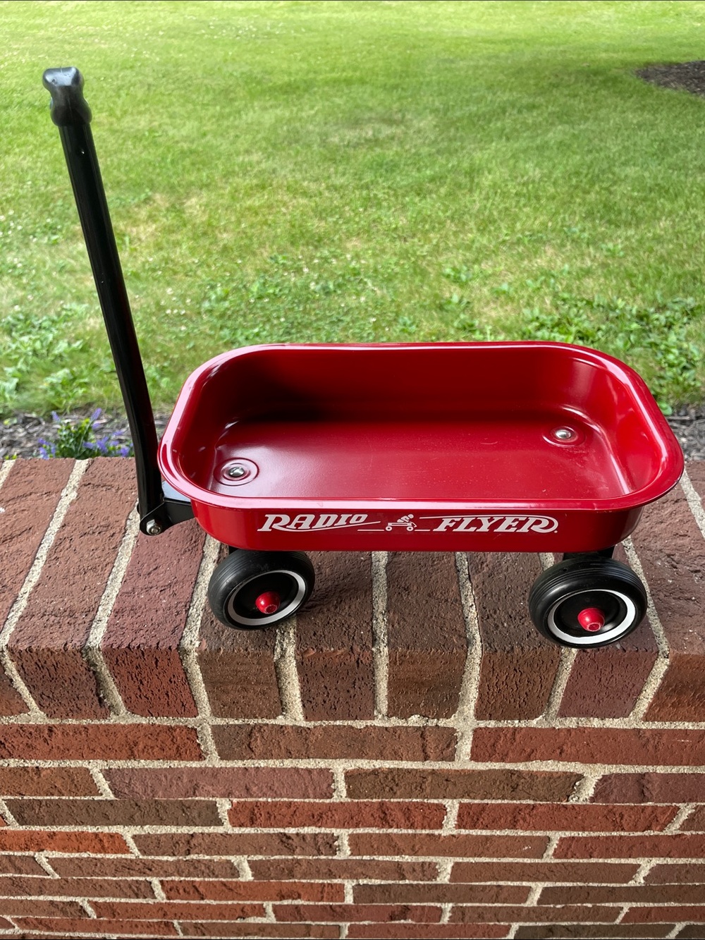 NEW!! Radio Flyer Mini Wagon with Handle 12.5”x7.5”